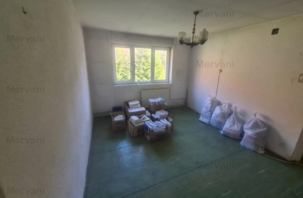 Apartament cu 2 camere de vânzare în Sinaia