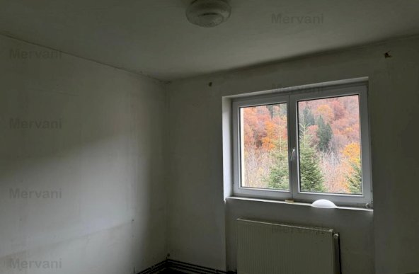 Apartament cu 2 camere de vânzare în Sinaia