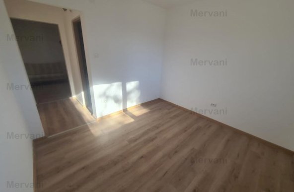 Apartament cu 3 camere de vânzare în Breaza - Zona Centrală