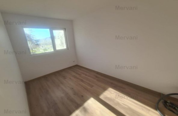 Apartament cu 3 camere de vânzare în Breaza - Zona Centrală