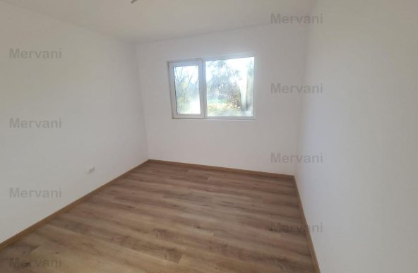 Apartament cu 3 camere de vânzare în Breaza - Zona Centrală