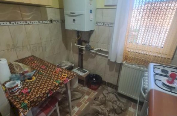 Apartament cu 2 camere de vânzare în Câmpina - Zona semicentrala