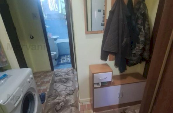 Apartament cu 2 camere de vânzare în Câmpina - Zona semicentrala