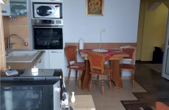 Apartament 2 cam ultracentral Ploiesti