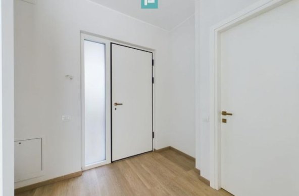 Pipera Casa tip Duplex curte proprie Garaj Acoperit Lift