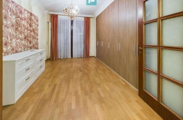 Apartament boem cu 3 Camere în Inima Dorobanțiului