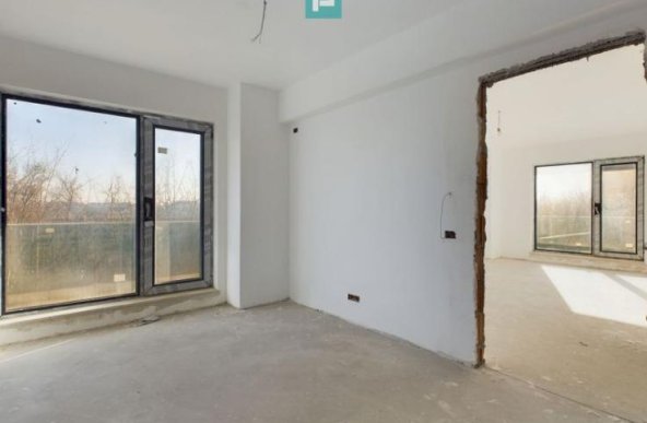 Apartament cu trei camere, Vatra Noua