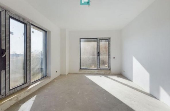 Apartament cu trei camere, Vatra Noua