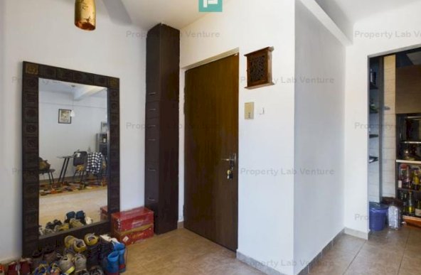 Apartament cu 3 camere, zona ultracentrala