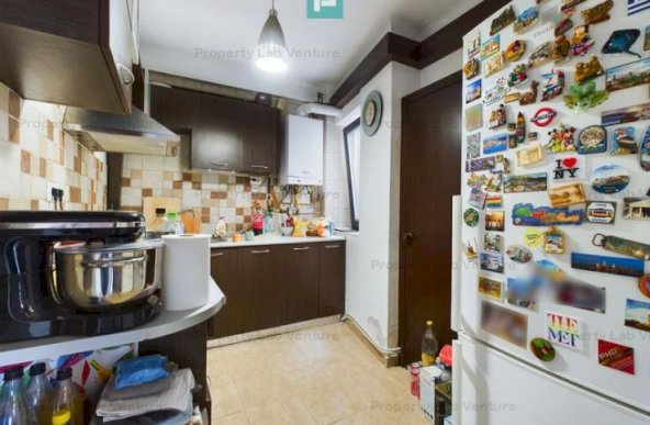 Apartament cu 3 camere, zona ultracentrala