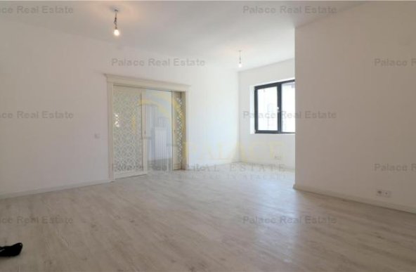 Vanzare apartament 4 camere, Zimbru, Iasi