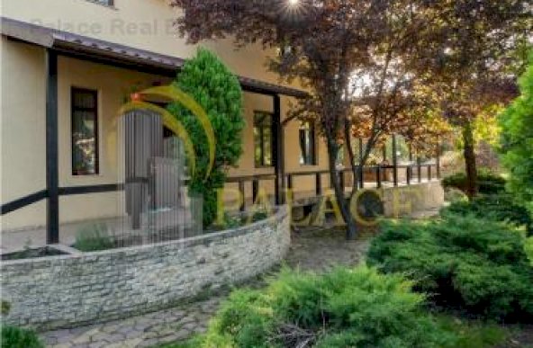 Vanzare apartament 7 camere, Tatarasi, Iasi