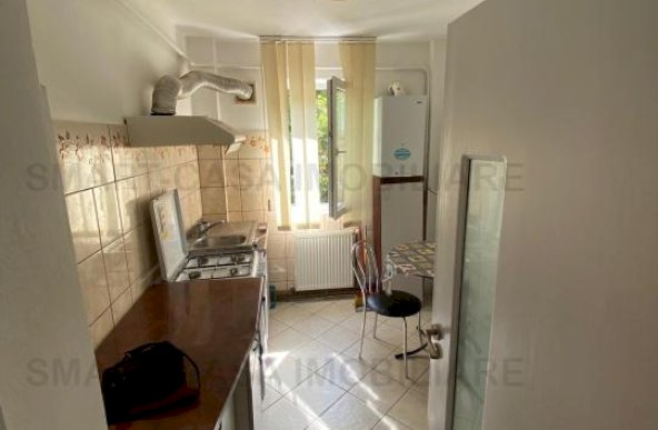 Apartament 3 camere Tudor Vladimirescu etaj 2/4