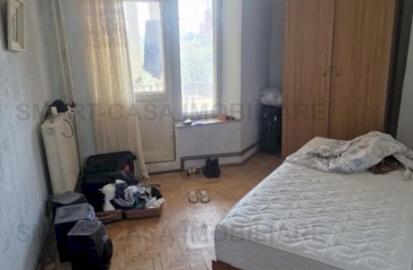 Apartament 3 camere Centru-Hala Centrala