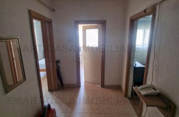 Apartament 3 camere Centru-Hala Centrala