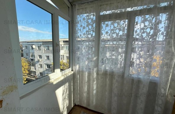 Apartament 3 camere semidecomandat Baza3 