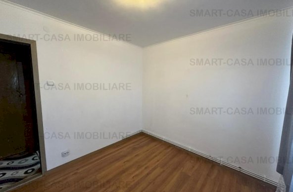 Apartament 3 camere semidecomandat Baza3 