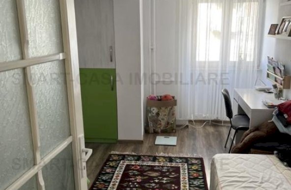 Apartament 3 camere Centru -Gara