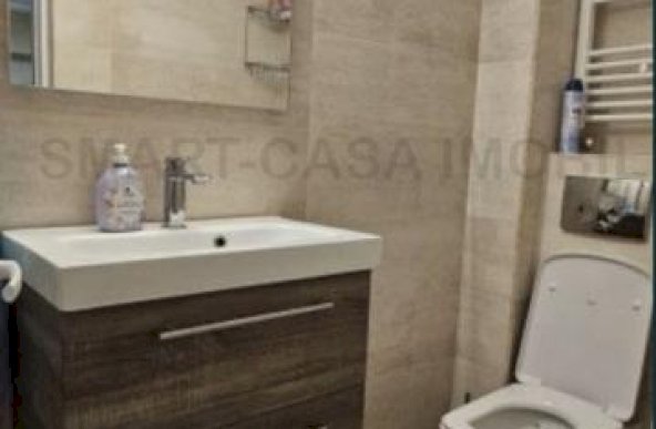 Apartament 3 camere Centru etajul 1