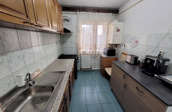 Apartamemt 3 camere Primaverii Podu Ros