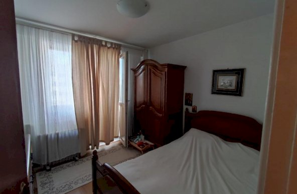 Victoriei-Titulescu apartament spatios 