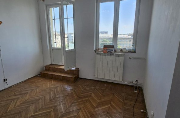 Sala Palatului de vanzare apartament 3 camere 