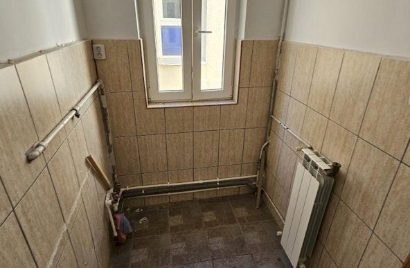 Sala Palatului de vanzare apartament 3 camere 