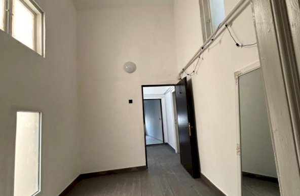 Romana Amzei de vanzare apartament 3 camere 