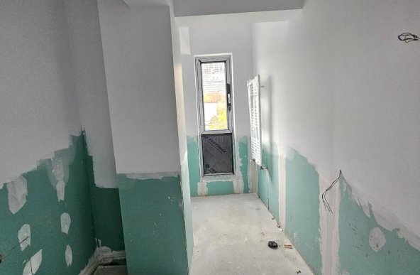 Zona Nord Petricani vila 4 camere constructie noua