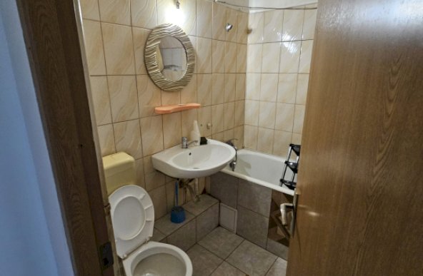 Crangasi Ceahlau de vanzare apartament 3 camere