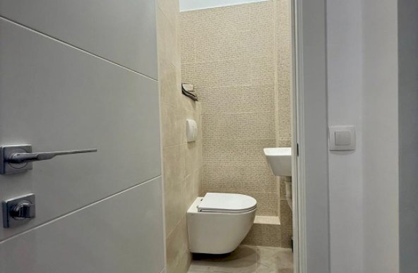 Tineretului apartament 3 camere renovat. mobilata nou