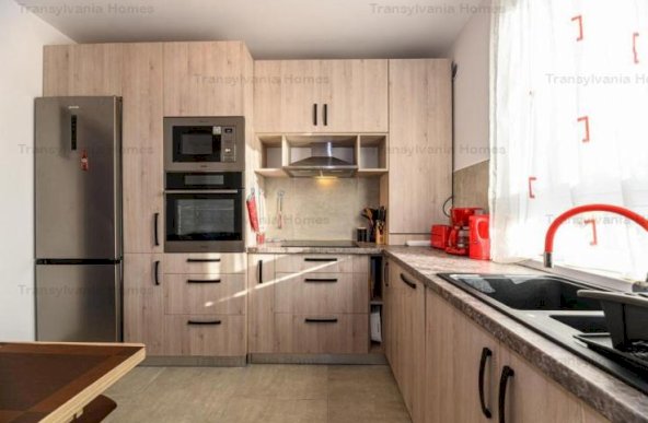 Apartament nou pentru un viitor modern! Camin sau afacere!