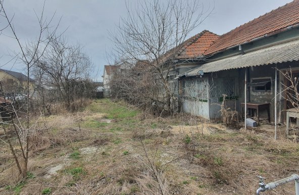 Vanzare casa/vila 6 camere Aluta, Slatina