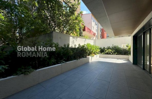 Apartament 4 camere | Doua balcoane 42mp | Lacul Floreasca | Finisaje Premium