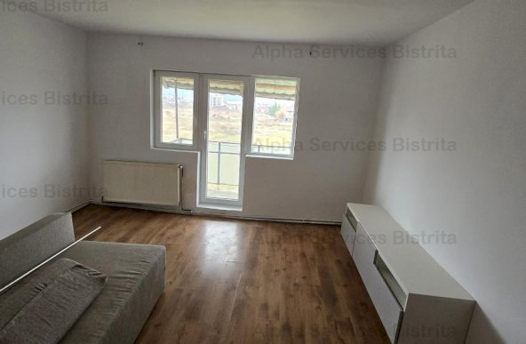 Apartament 3 camere de vânzare pe strada Fântânele