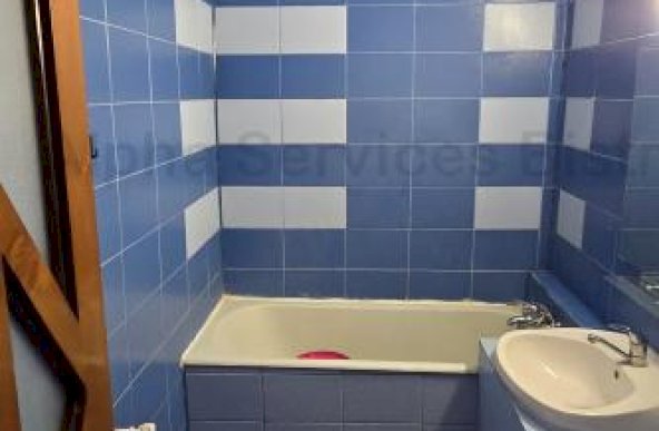 Apartament 3 camere de vânzare pe strada Fântânele