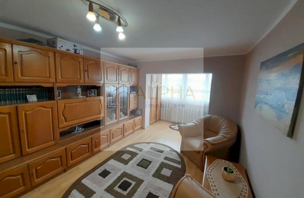 Apartament spațios cu 4 camere, mobilat, 92 mp 