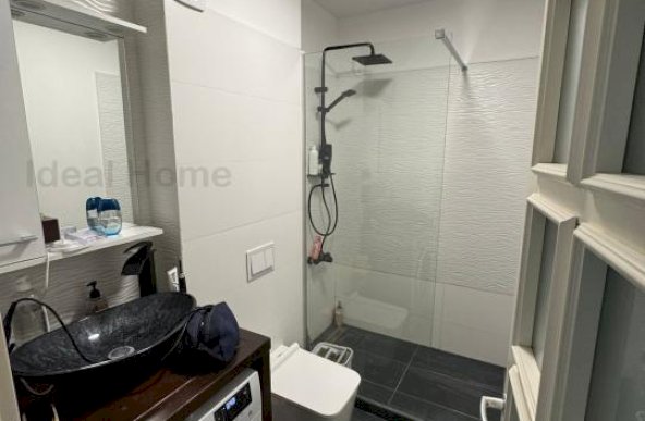 Apartament Doua Camere Pacurari Bloc Nou 