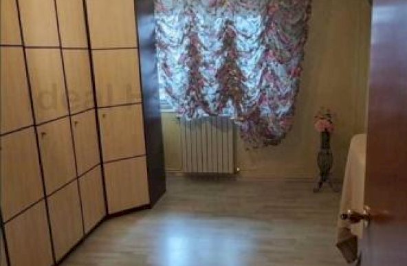 Apartament 4 Camere Pacurari - Bulevard Decomandat 