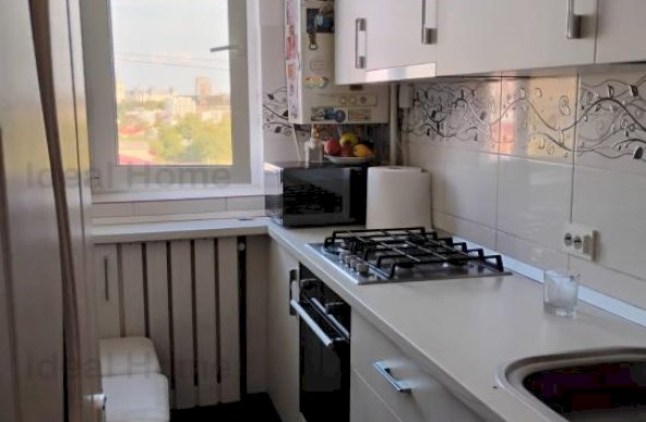 Apartament 2 camere Decomandat. Alexandru cel bun. Amanetu Piciu