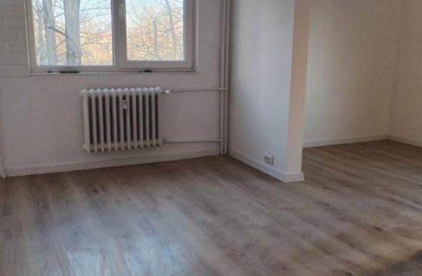 Apartament 2 Camere Etaj 2/4 Tatarasi - 2Baieti Fara Risc