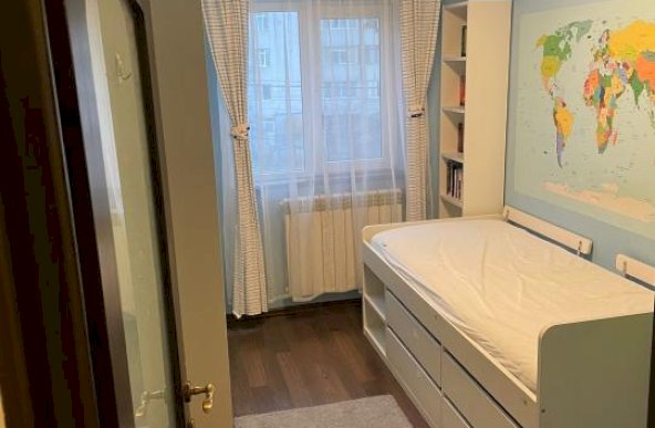 Apartament 3 camere Decomandat. Dacia, Zimbru- Bulevard