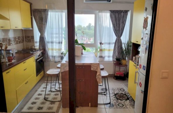 Vanzare Apartament 3 camere Pacurari Iasi