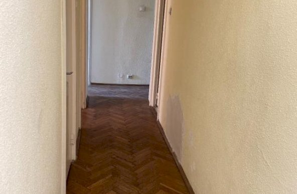 Apartament 4 camere Decomandat Etaj Intermediar Galata