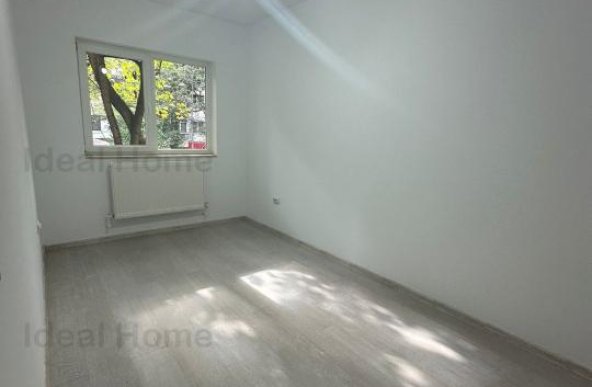 Apartament 3 camere Podu Ros-Bulevard 96.500