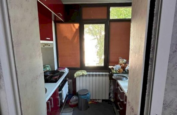 Apartament 2 Camere Decomandat Etaj mic Podu de Fier