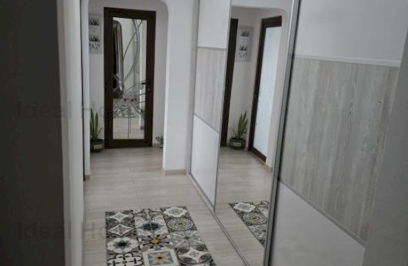 Apartament 3 camere Lux. Piata voievozilor. Alexandru