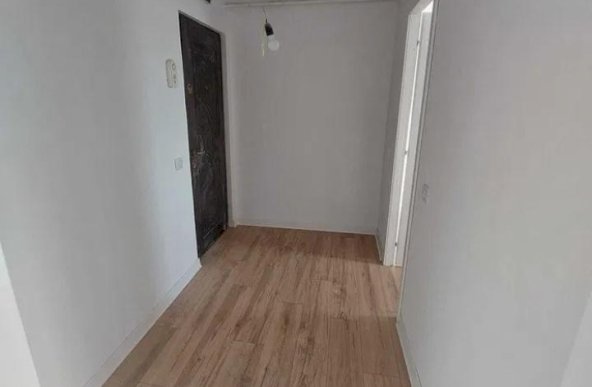 Apartament 2 camere Podu de Piatra 