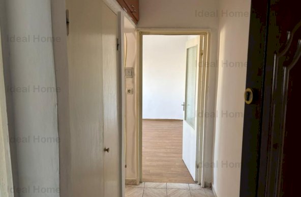 Etaj 3 din 4. Apartament 2 camere. Alexandru cel bun. Zimbru