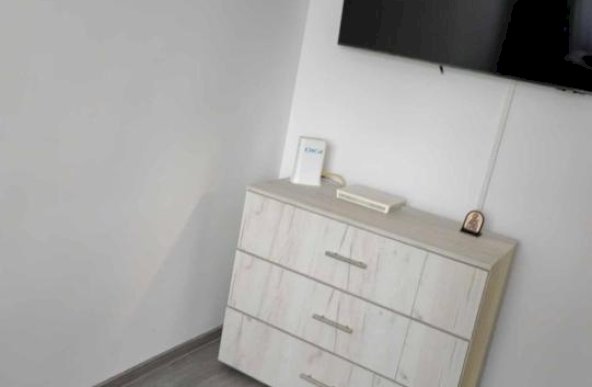 Apartament cu 3 camere Decomandat Mircea Cel Batran